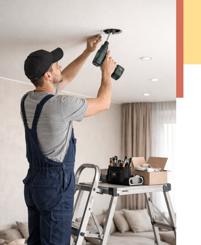 Установка и монтаж точечных светильников в натяжной потолок в Уссурийске от 1856 руб. | ОТДЕЛОЧНИК-Сср